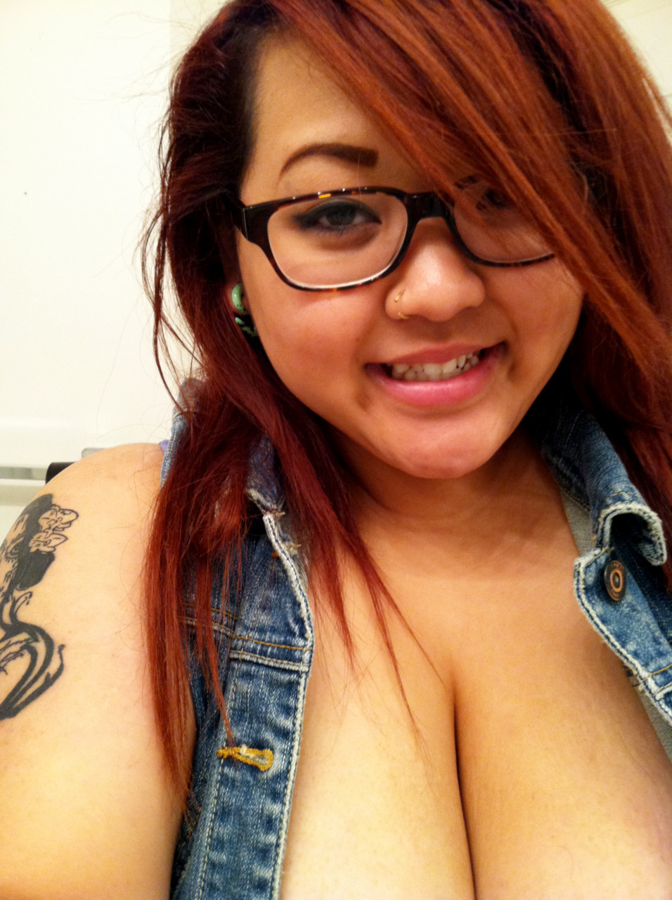 Thisisroy – Ohreinababyy – What A Ginger – Damn Gingers Wit Their Cute Asian Faces Impeccable Curves Mesmerizing Eyes An…1